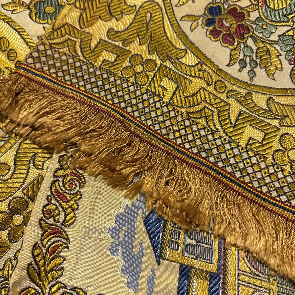 Spanish Tapestry Scarf Sevilla Spain Embroidered Manton Altar Table 48x48 Vtg